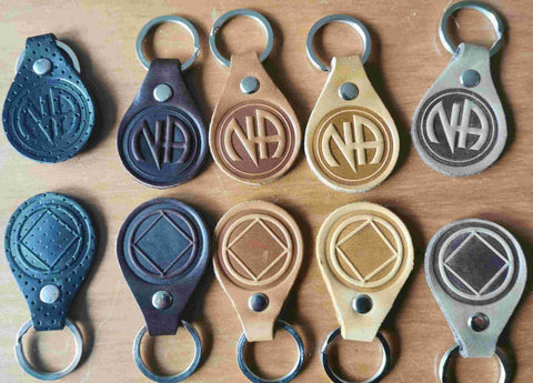 Schlüsselanhänger aus Leder "NA und Dienstsymbol"