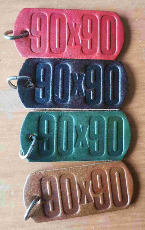 Schlüsselanhänger aus Leder "90x90"